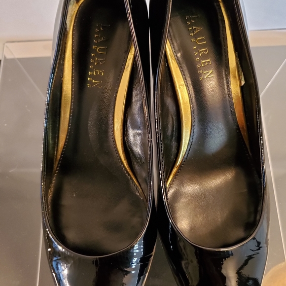 Ralph Lauren Patent Pumps - Picture 2 of 3